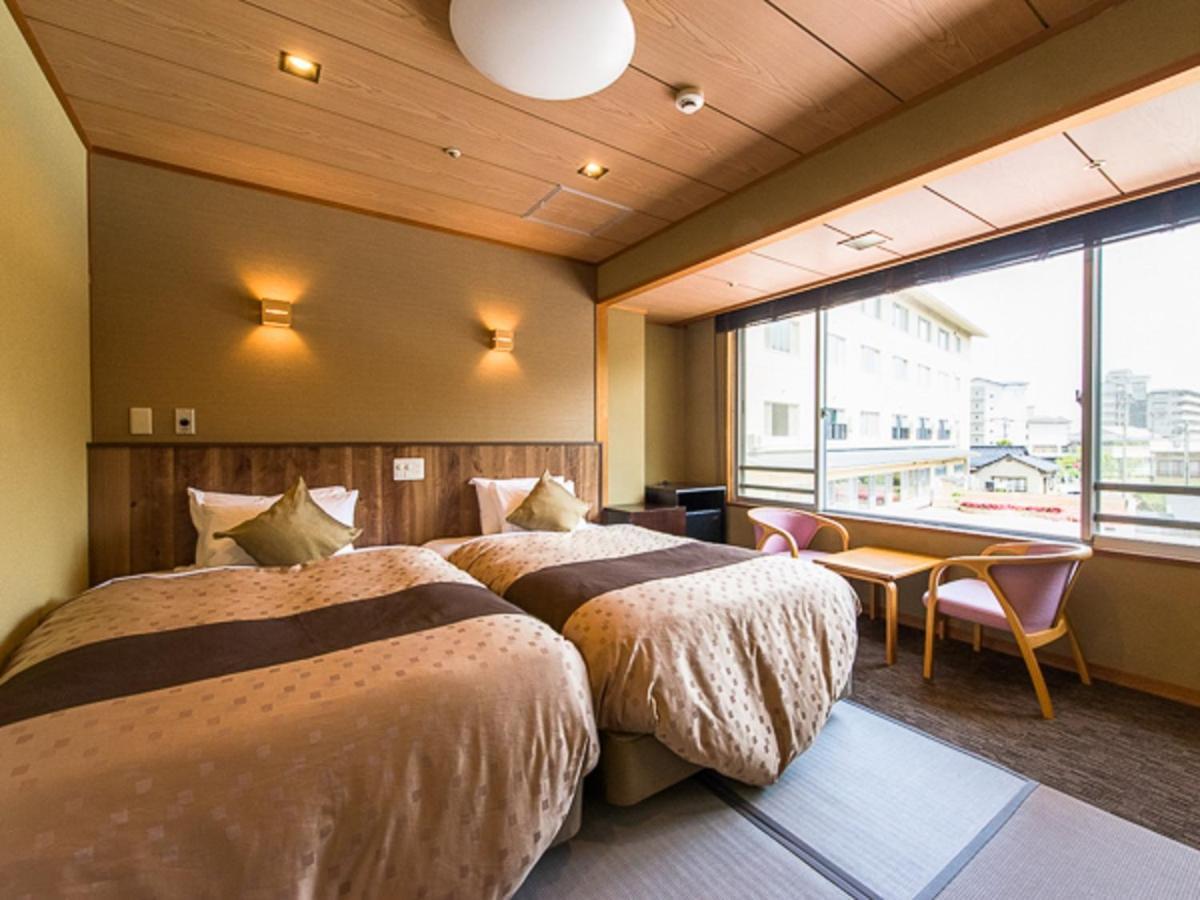 Livemax Resort Kaga Yamashiro Экстерьер фото